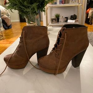 Brown Steve Madden heel booties